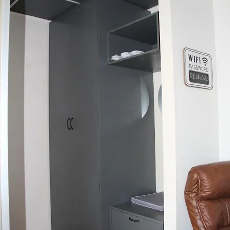 Homestay New Modern Private Rooms In Tallinn Center *